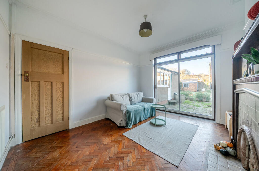 1381701-7-69203a0...