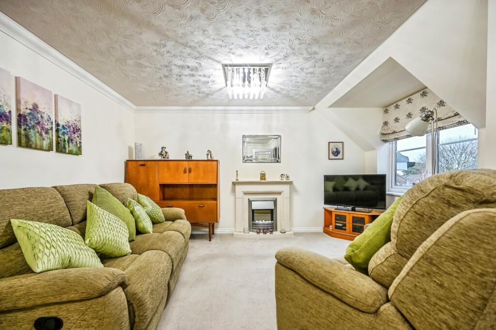 Lonsdale Road, Formby, Liverpool, Merseyside, L37