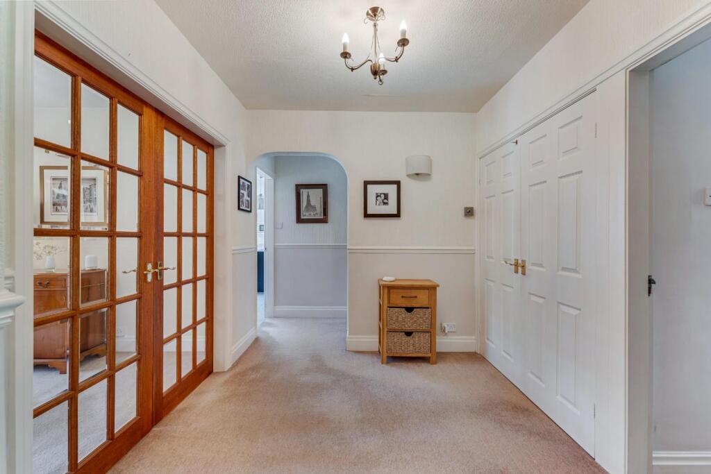 42 Moss Lane, SK7 1RD._-37.jpg