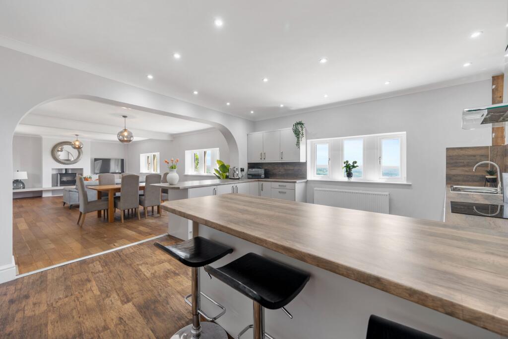 Kitchen Breakfast Room