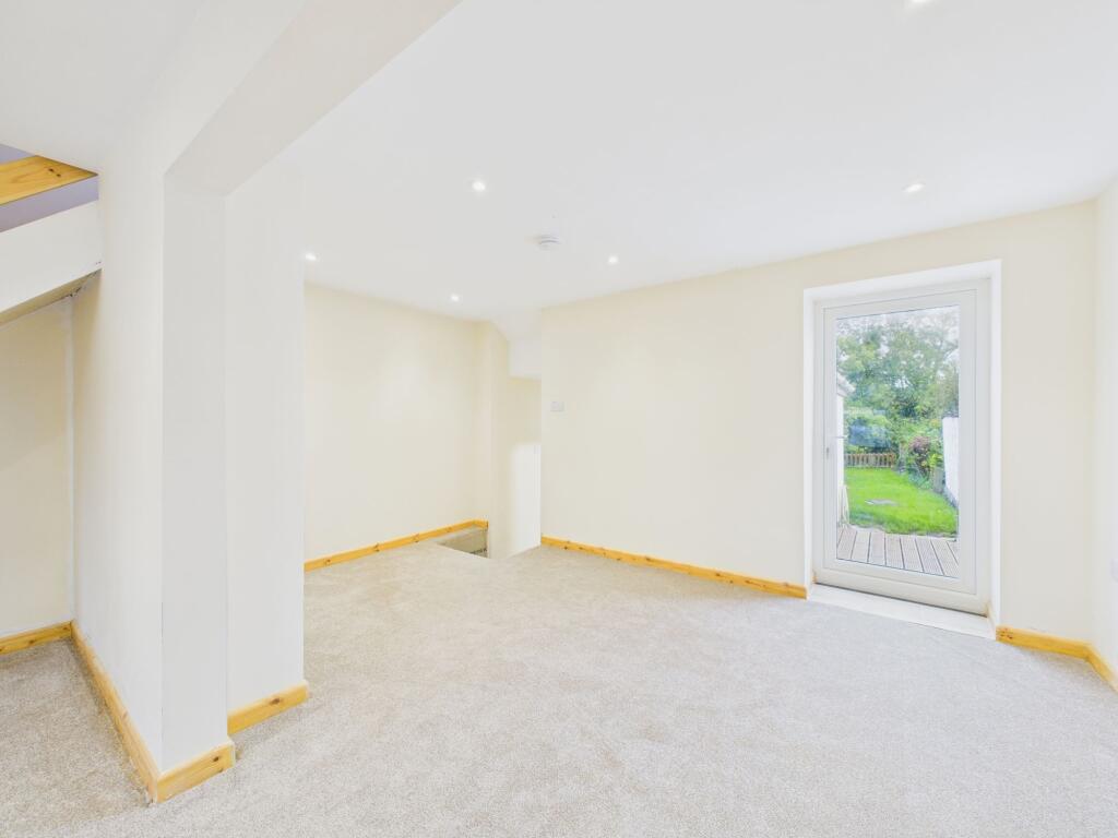Living room 2
