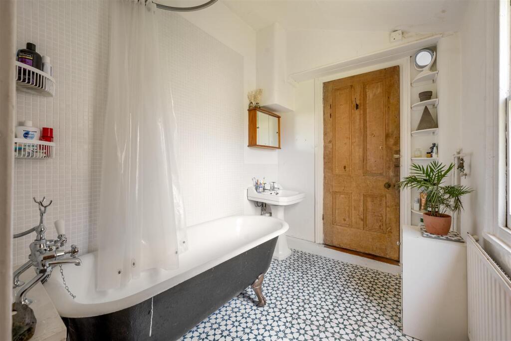 St. Barnabas Road, E17