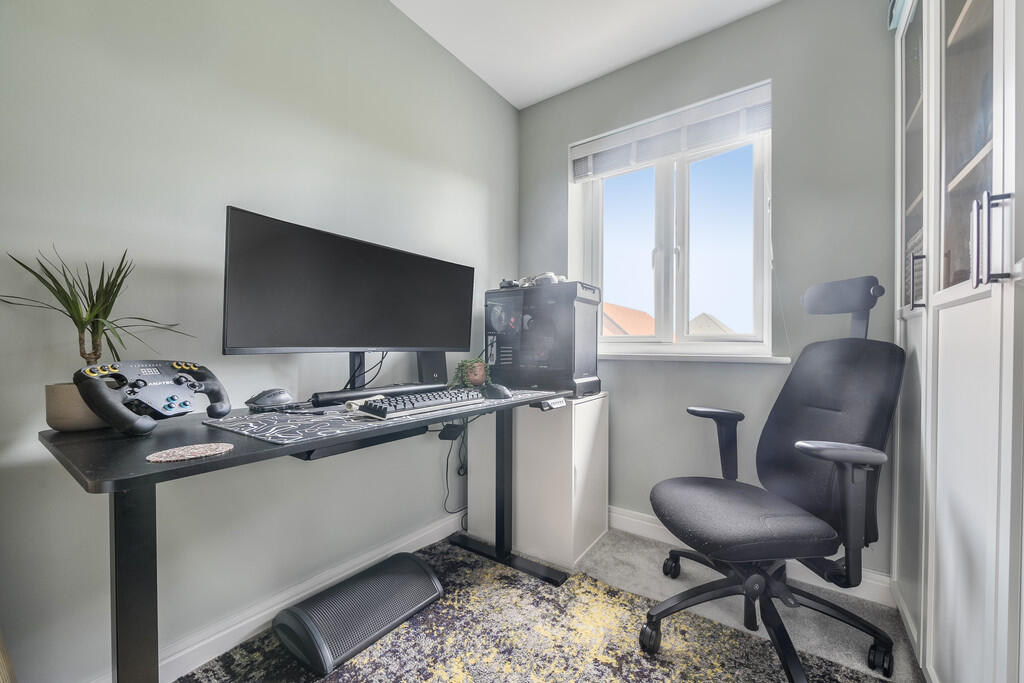 1313788-16-685d15...