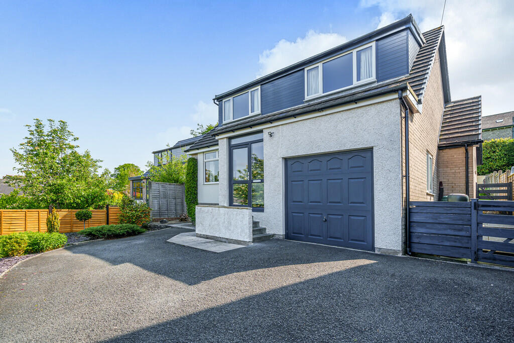 16 Burton Park