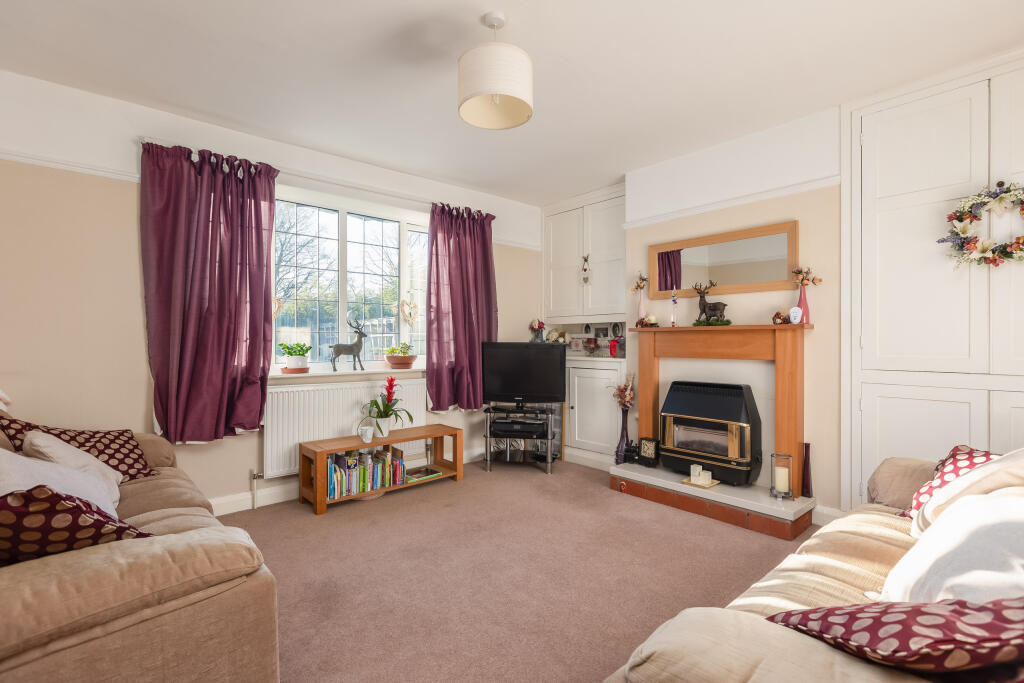 Town Street 4 Reception Room-1