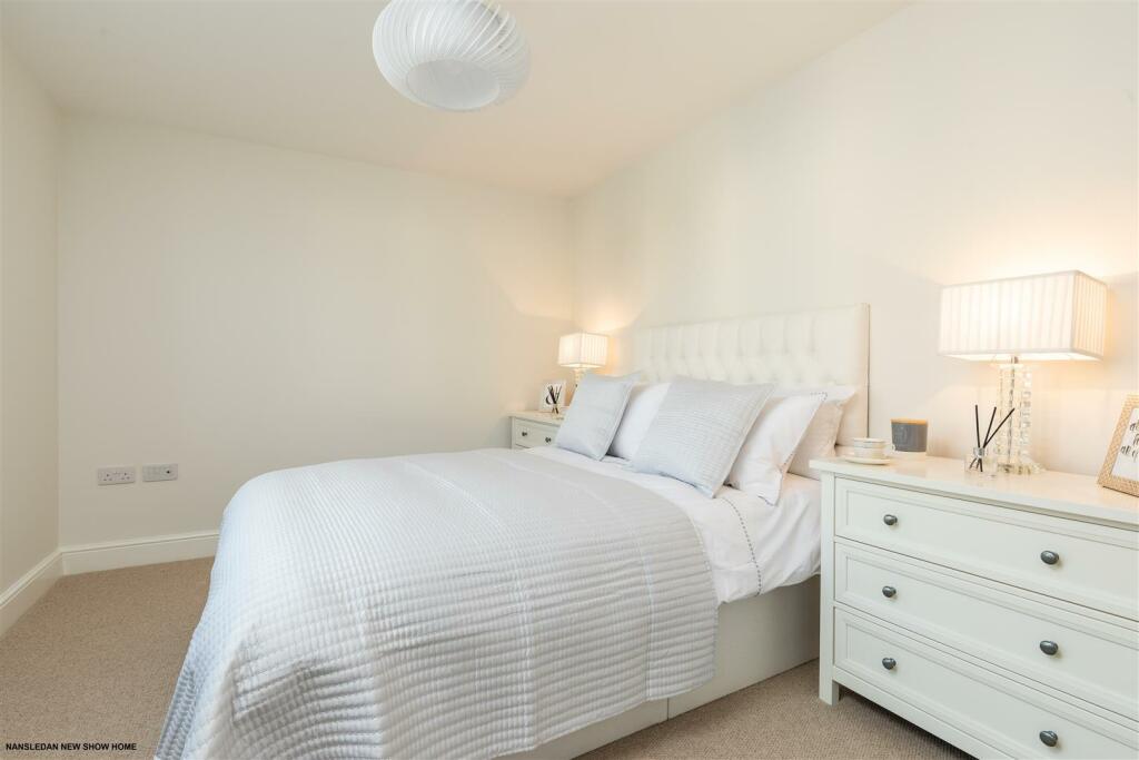 CG Fry show home