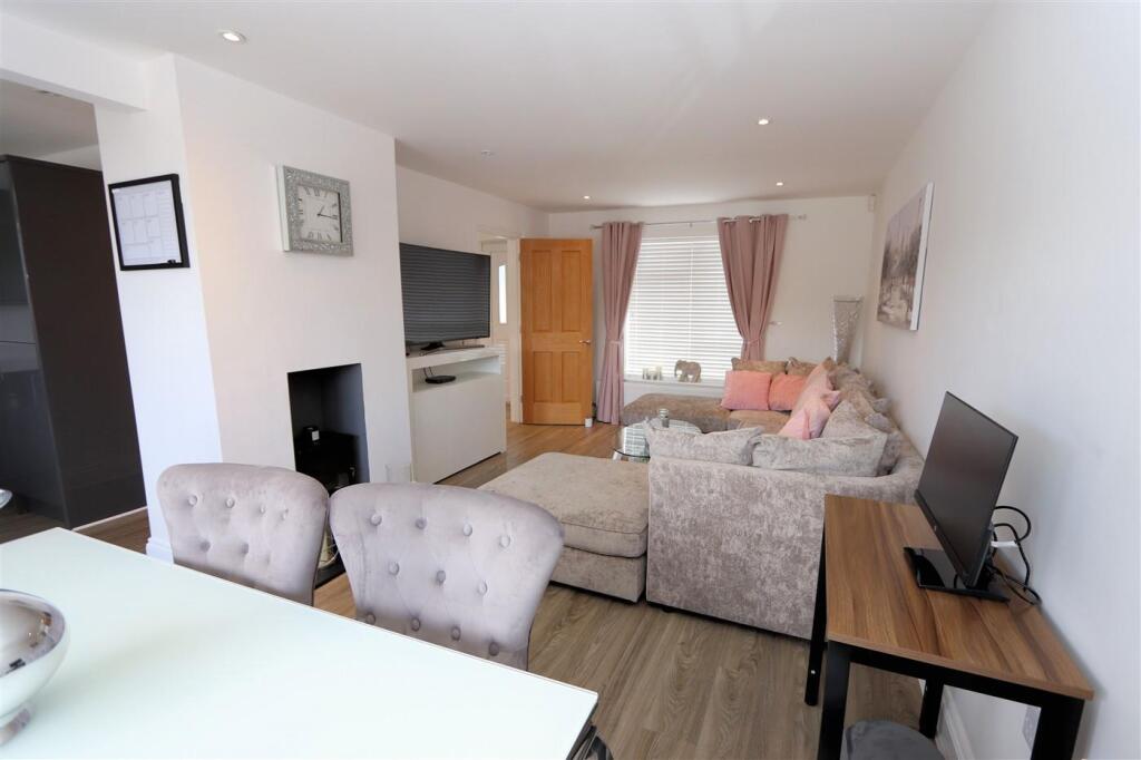 Shaftesbury Road 17