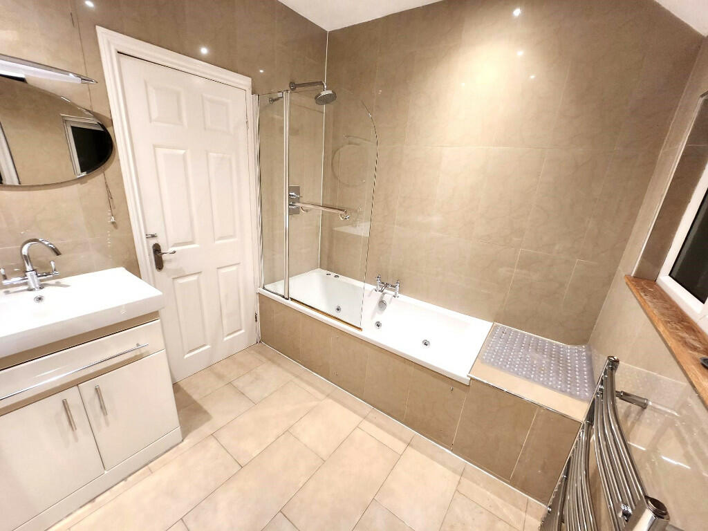 First Floor Bathroom