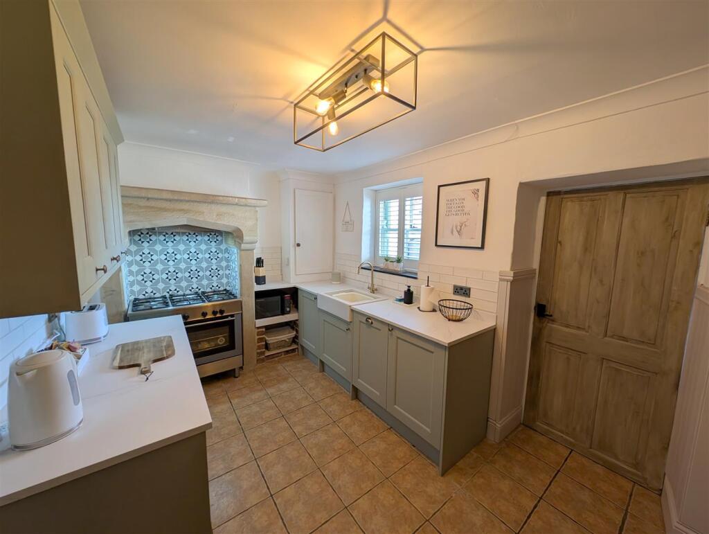 Kitchen/Breakfast Room