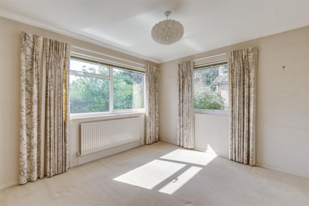 Stevenage Road 6-2.jpg