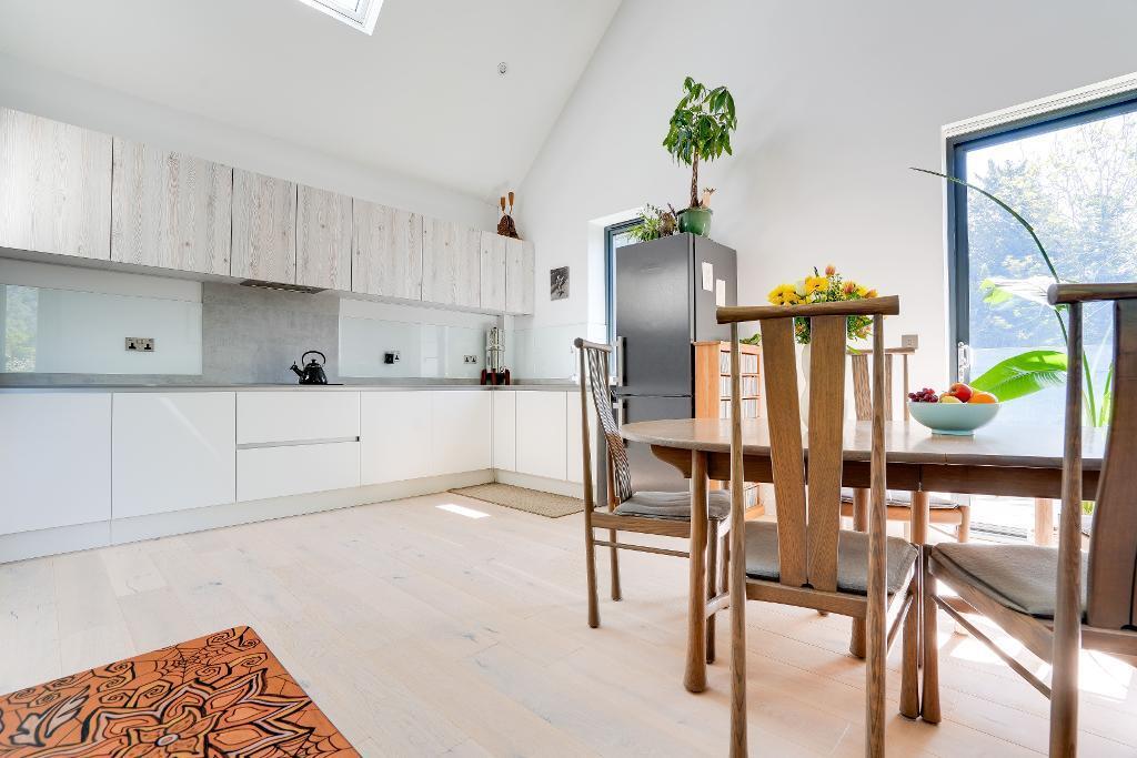 Fully fitted open plan kitchen
