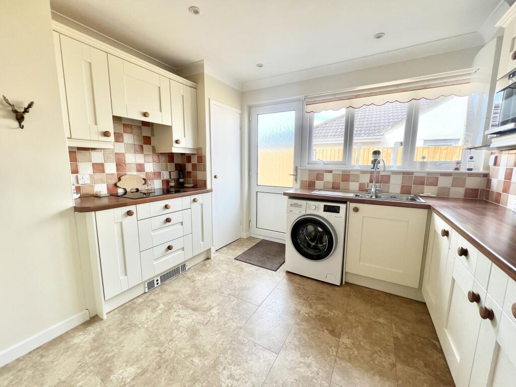 Kitchen 3