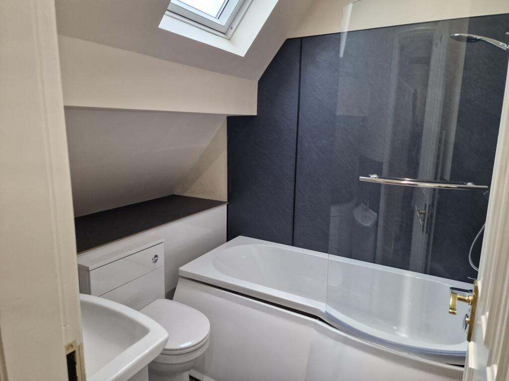 4 Ellerslie 10
