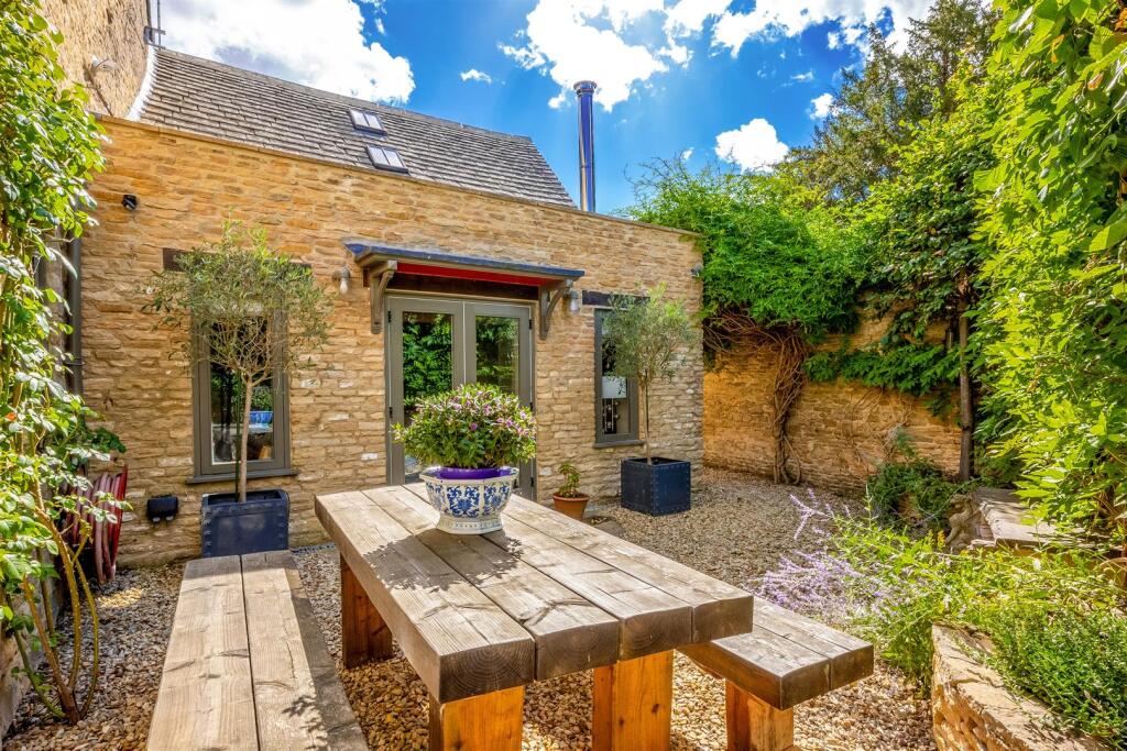 The Old Fire Station 1850-25.jpg