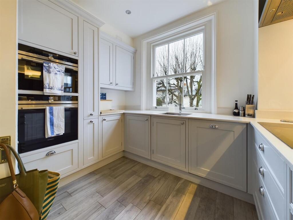 CAM04807G0-PR0004-STILL007.jpg