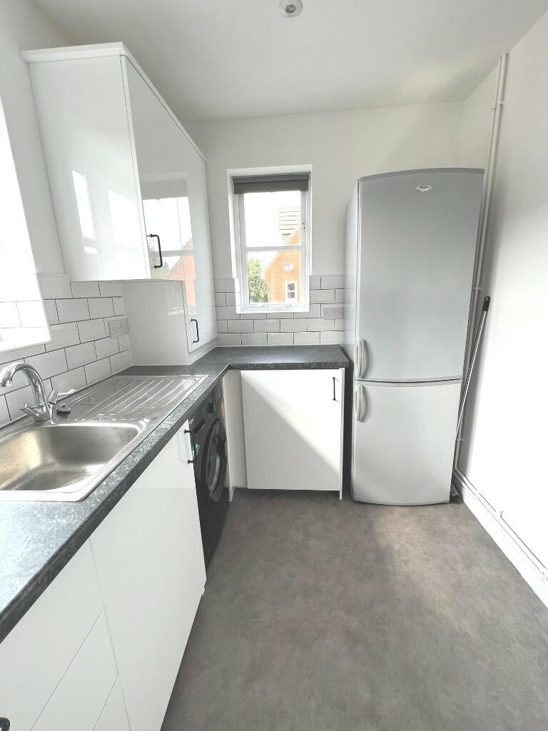 KITCHEN-3