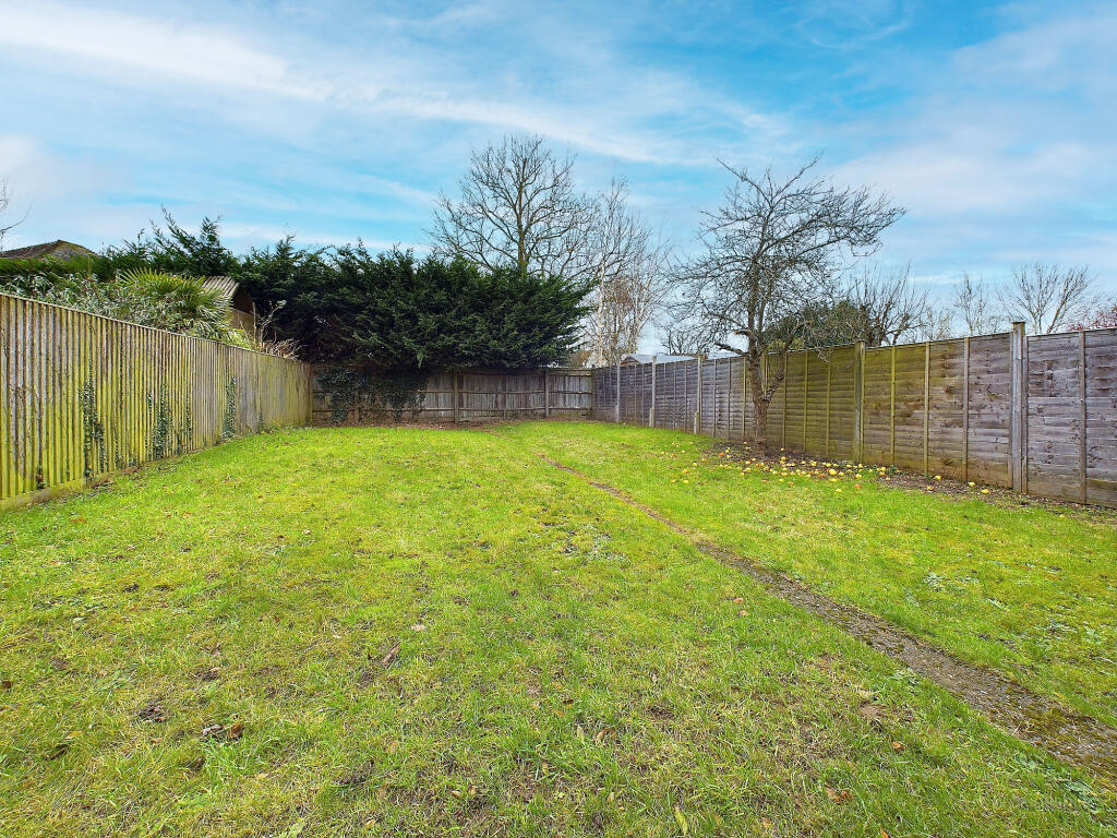 CAM02119G0-PR0316-STILL015 copy