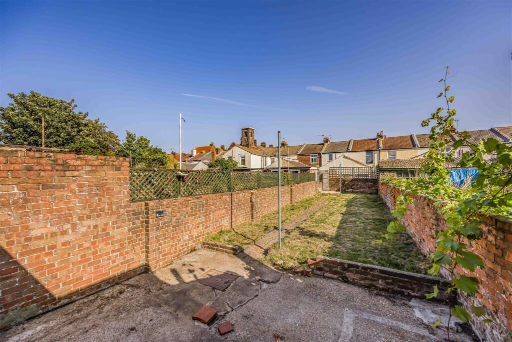 105 Powerscourt Road, Portsmouth-Small-PorticoMark