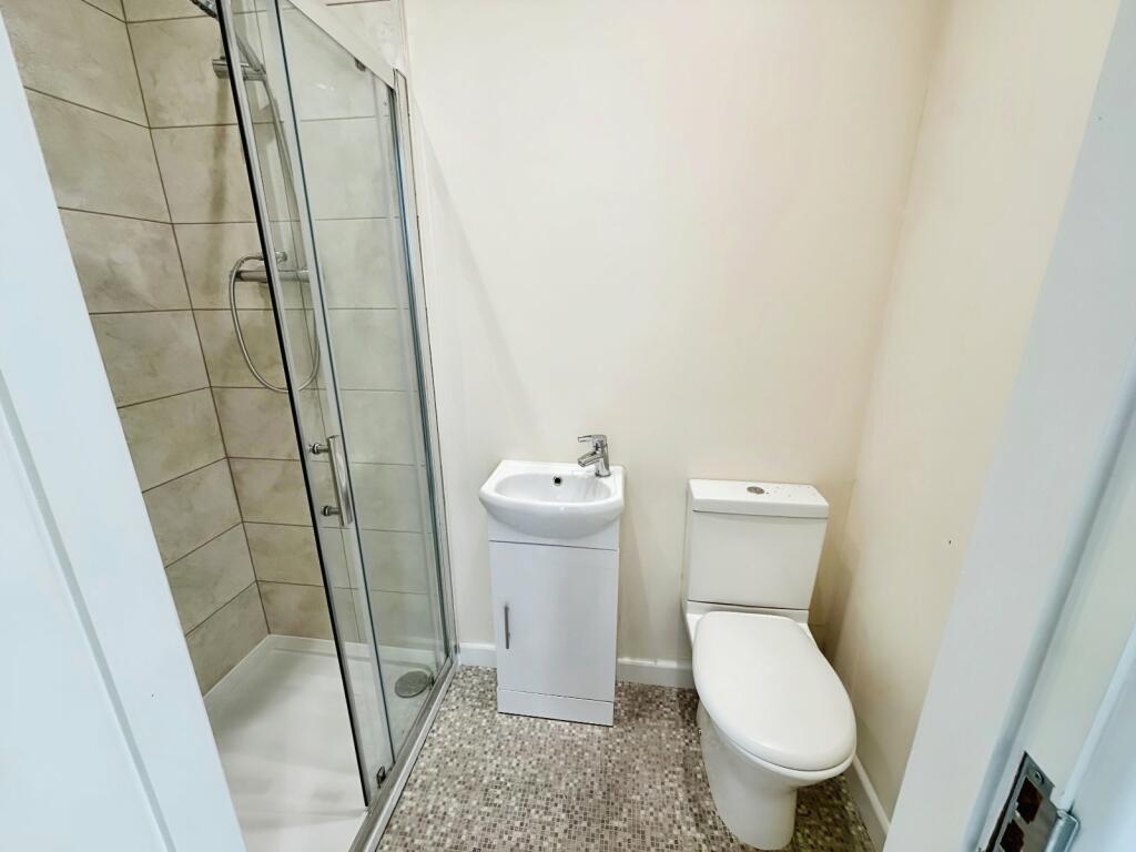 Shower Room/Wc