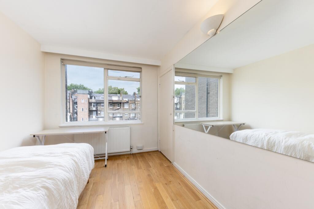 Clifton Place F14...