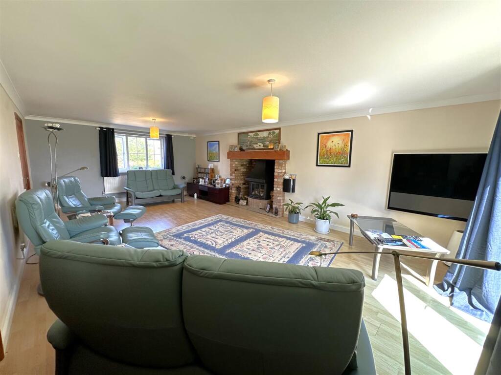 Living Room 994