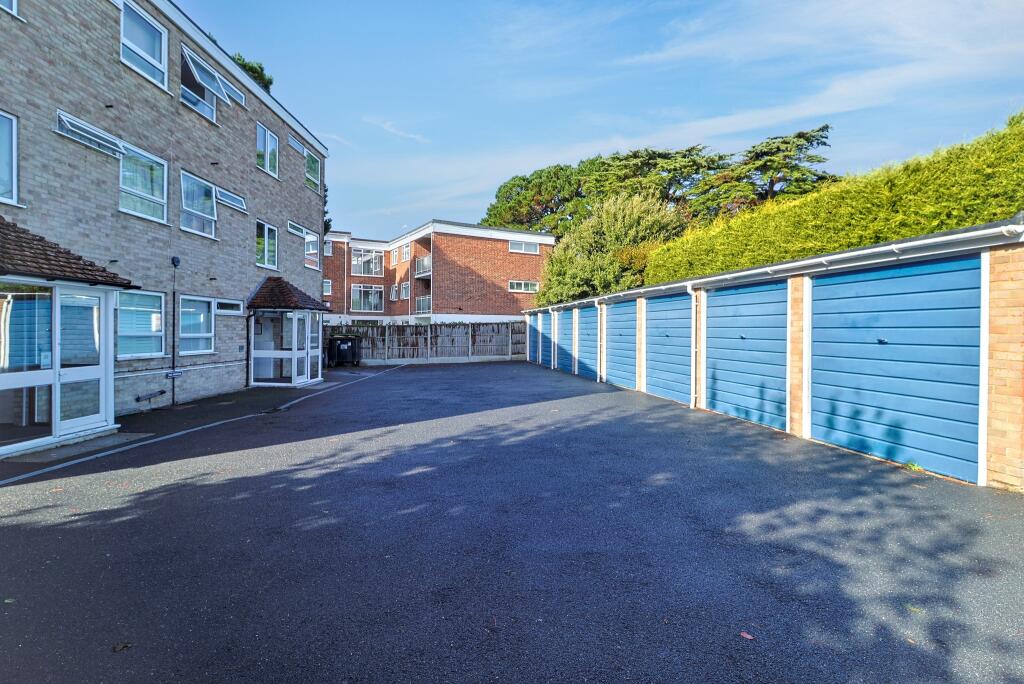 Flat 10, Sandford House, 151 Mudeford Lane, Christchurch, Bournemouth, BH23 3HR
