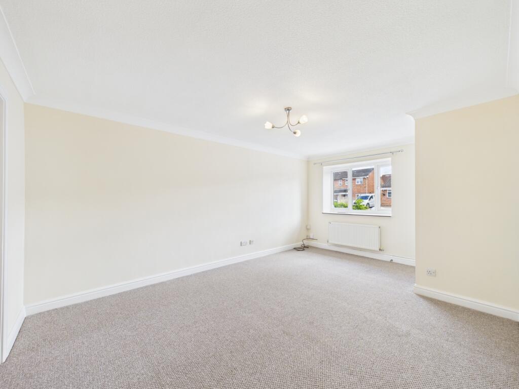 CAM05203G0-PR0034-STILL001