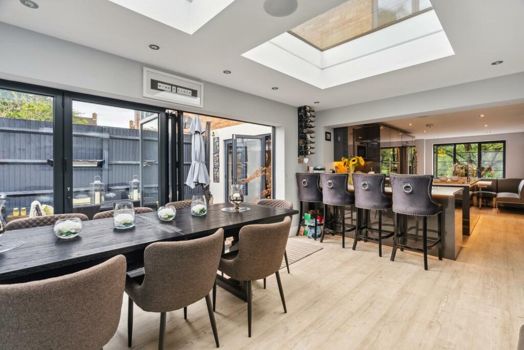 Kitchen living diner.jpeg