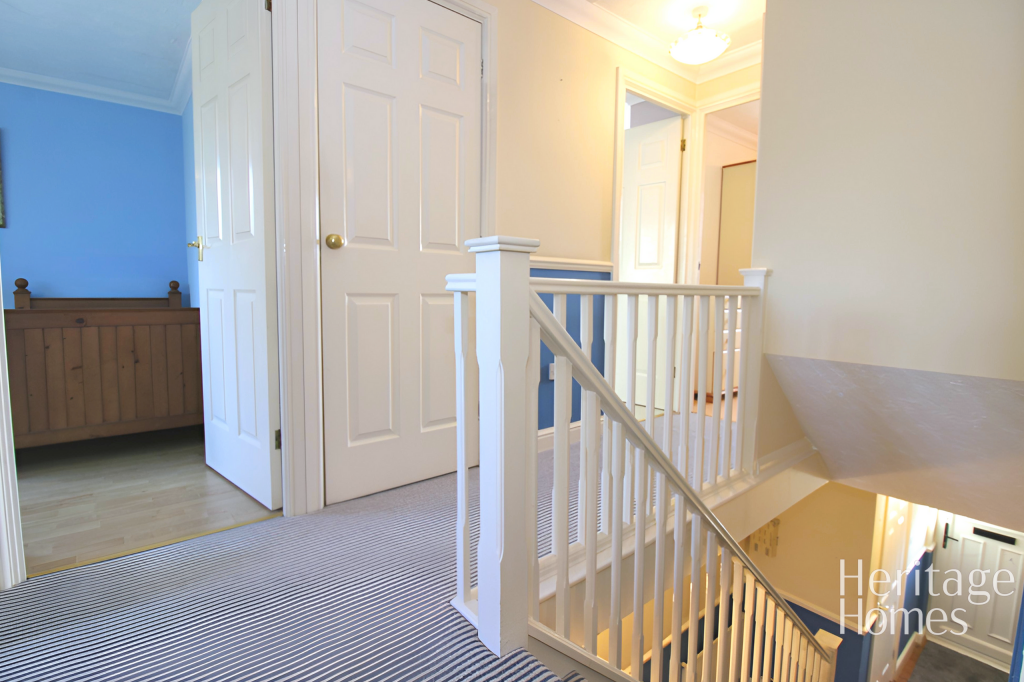 IMG_8806-fotor-2025111411320