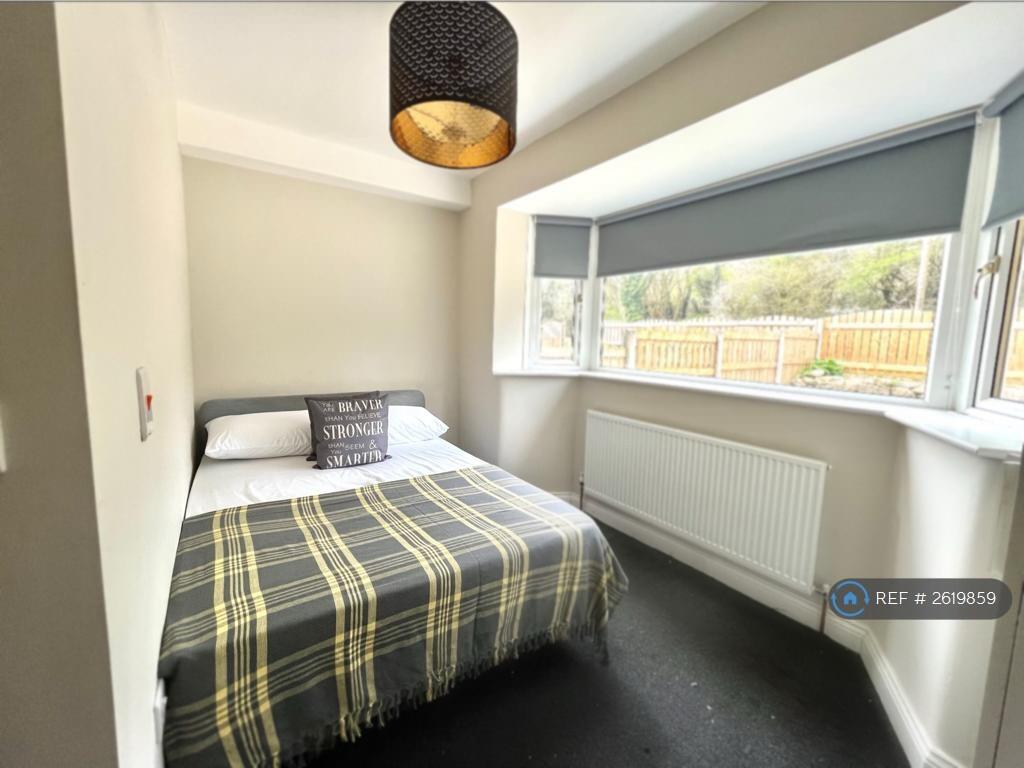 Room 1 - En-Suite Room 1 - Let