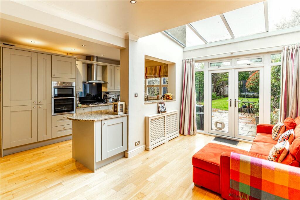 Kitchen/Diner/Family