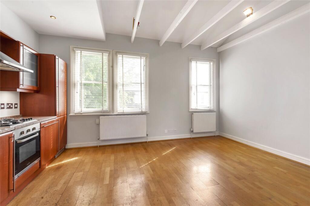 Kitchen/Reception