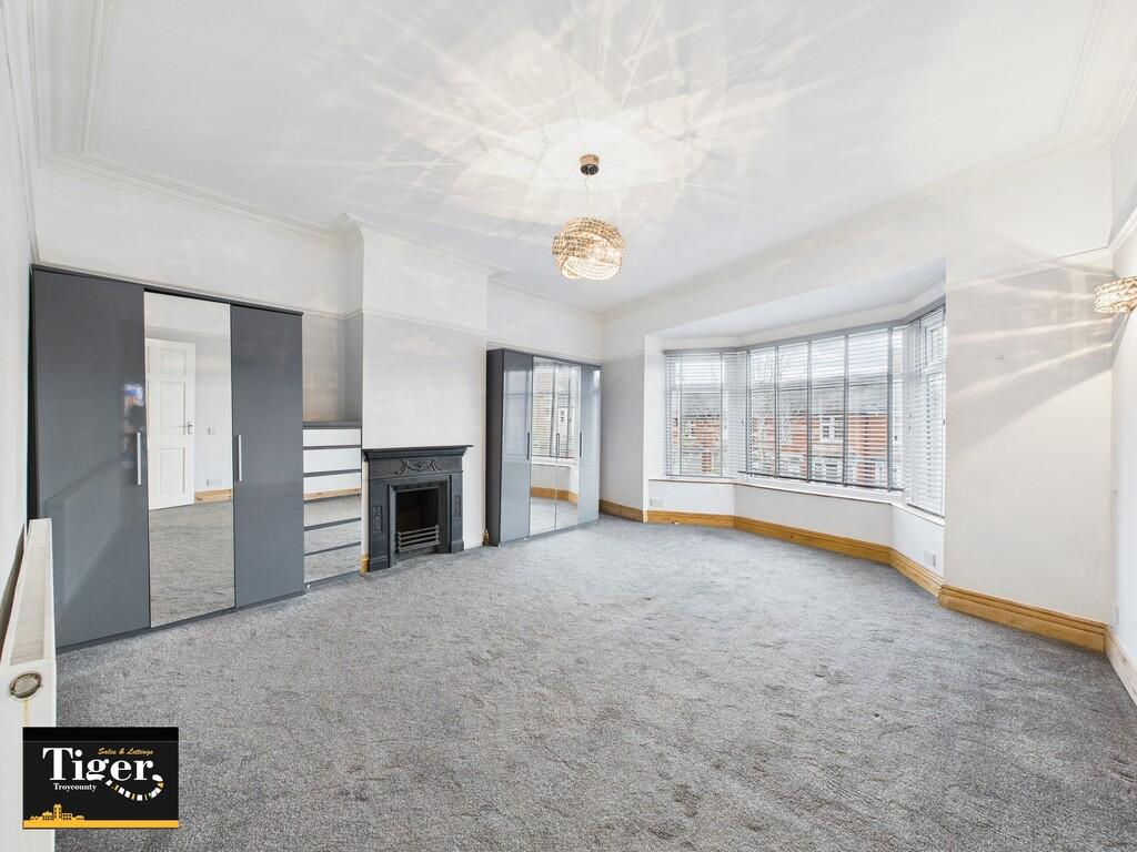 CAM03440G0-PR0300...