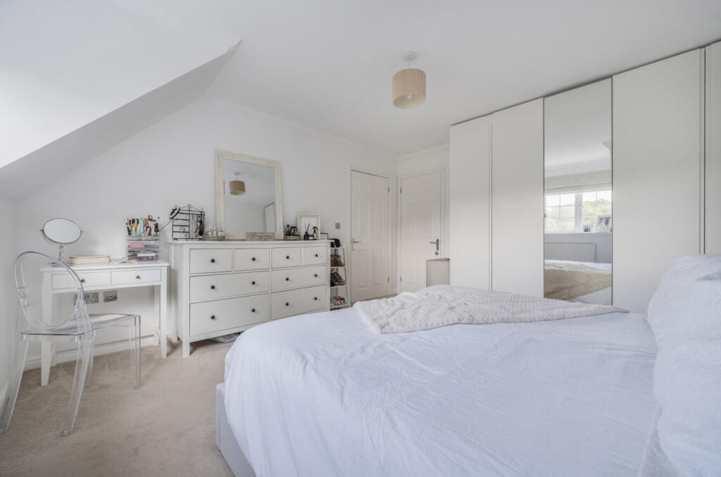 1307203-5-684b08b...