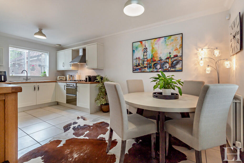 8659646-interiorW...