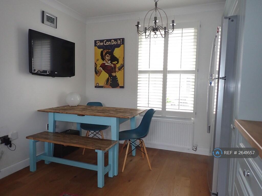 Kitchen Diner 1