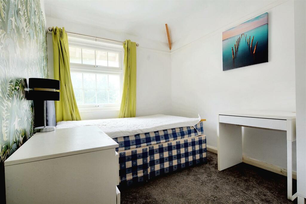 Bedroom Two_2.jpeg