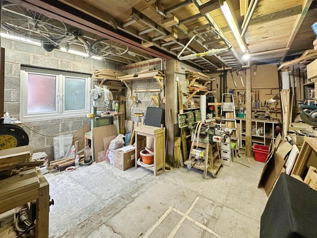 83b301a0--4C12-BD73-91EF0F09D4CD-29618-0000290B04A