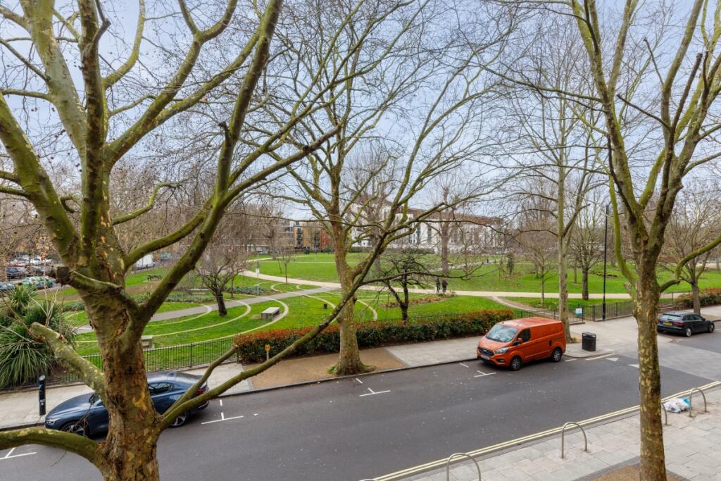 Costemonger Build...