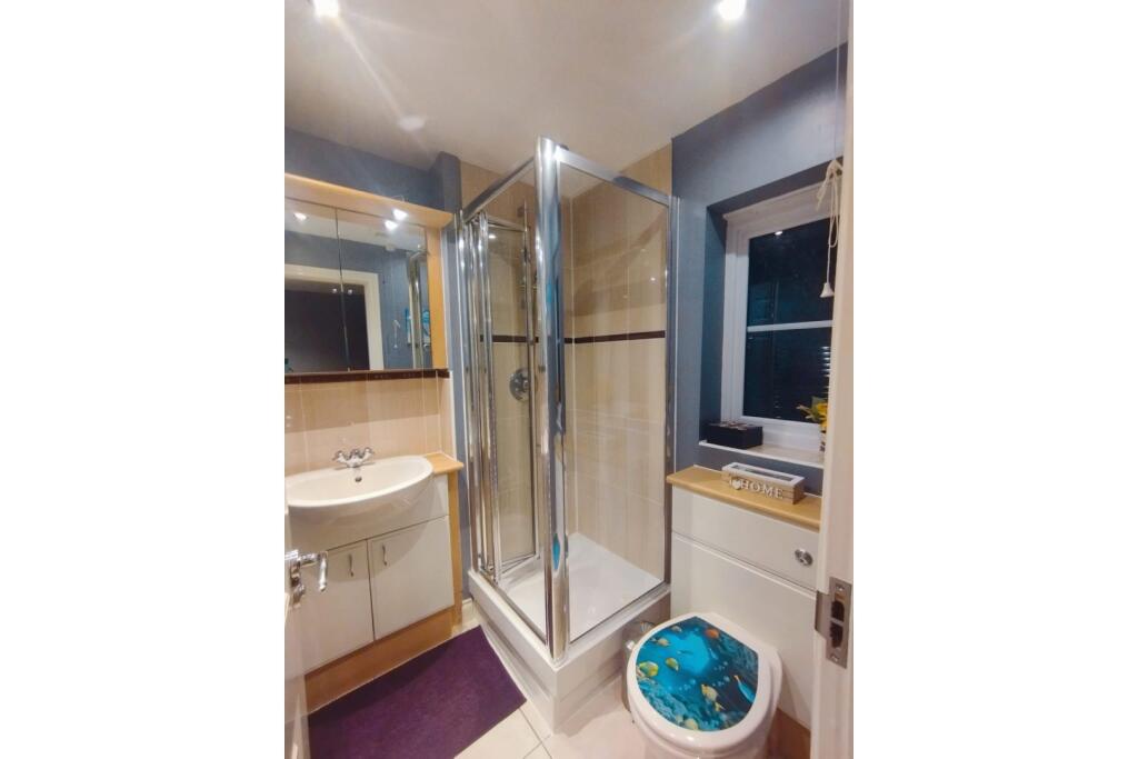 En-suite Shower Room