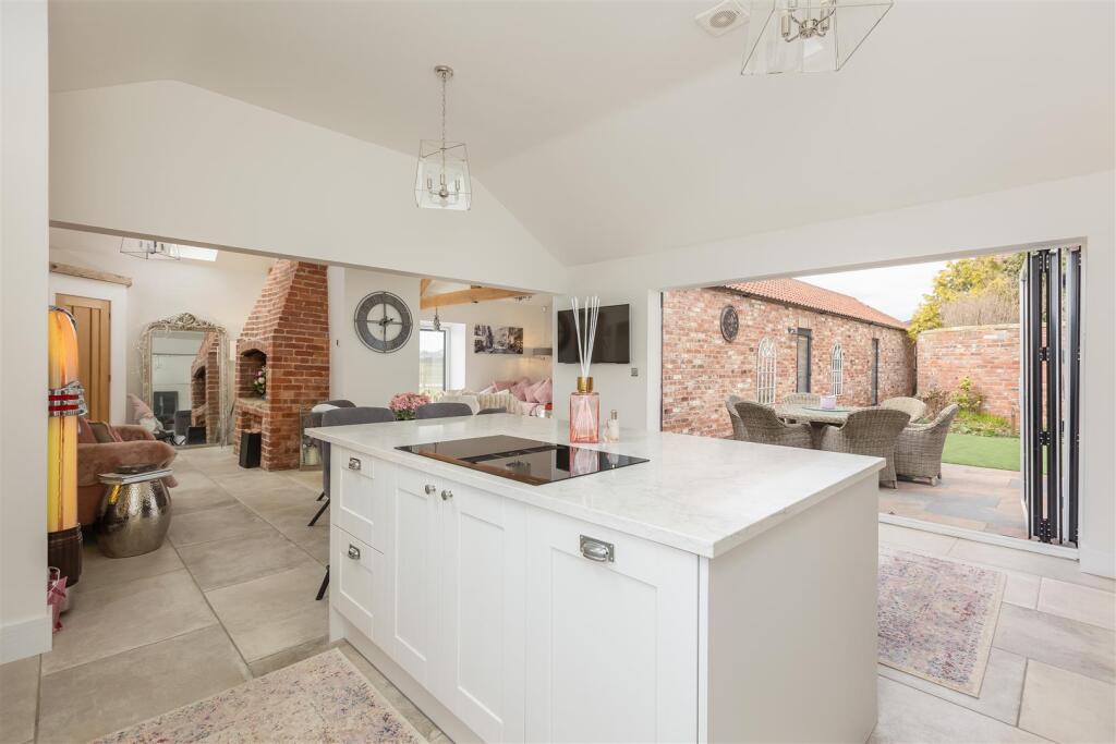 The Smithy Kitchen Dining Room-5.jpg