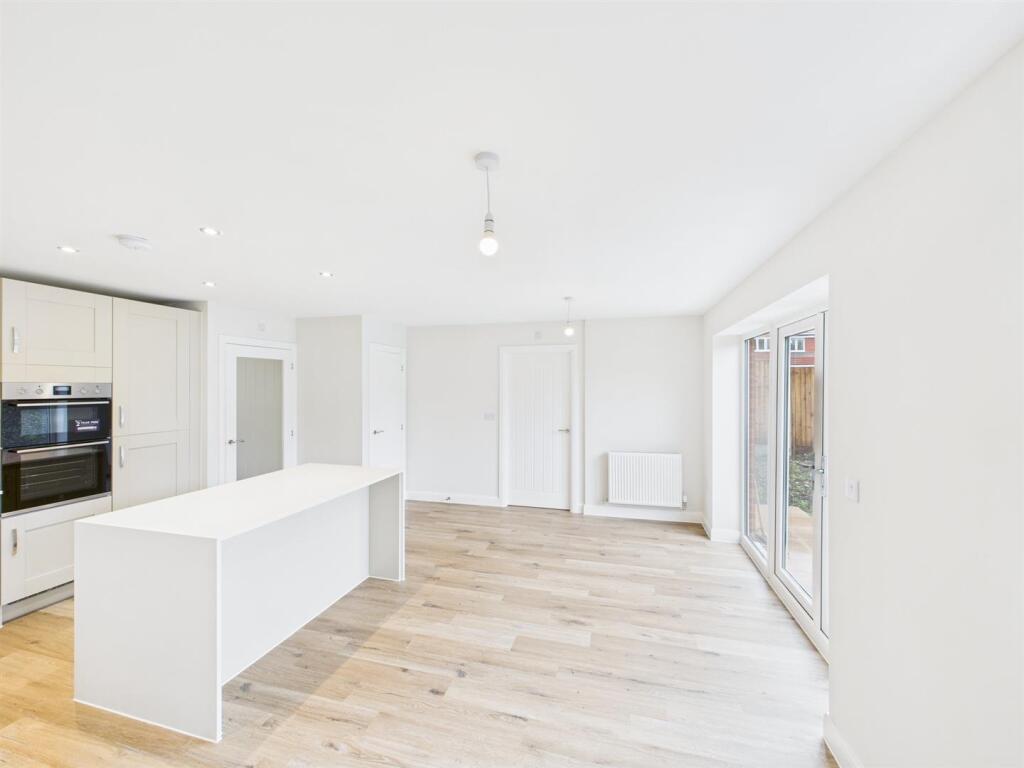 Denver_SP_Kitchen_Dining_Area.jpg