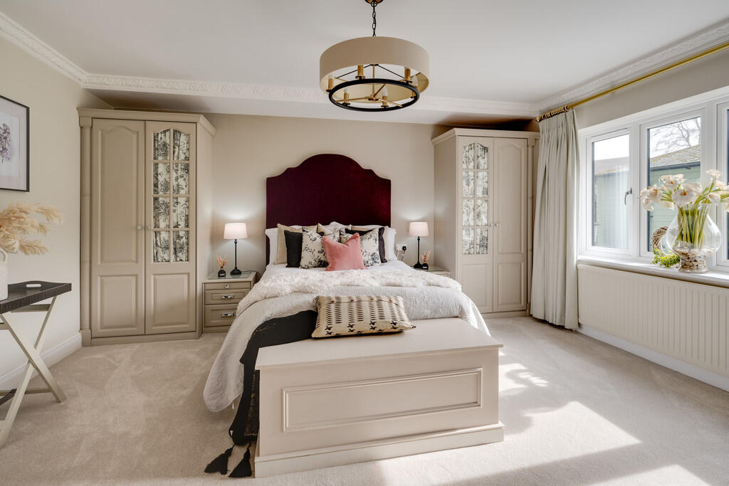 13 BEDROOM (GROUN...