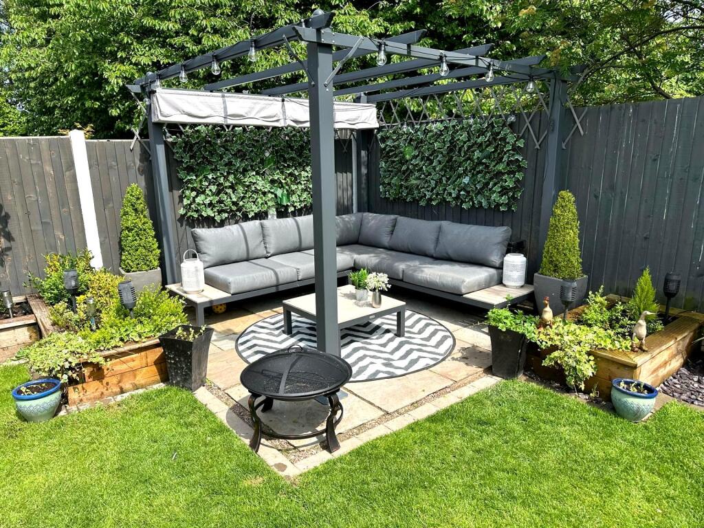 Rear garden