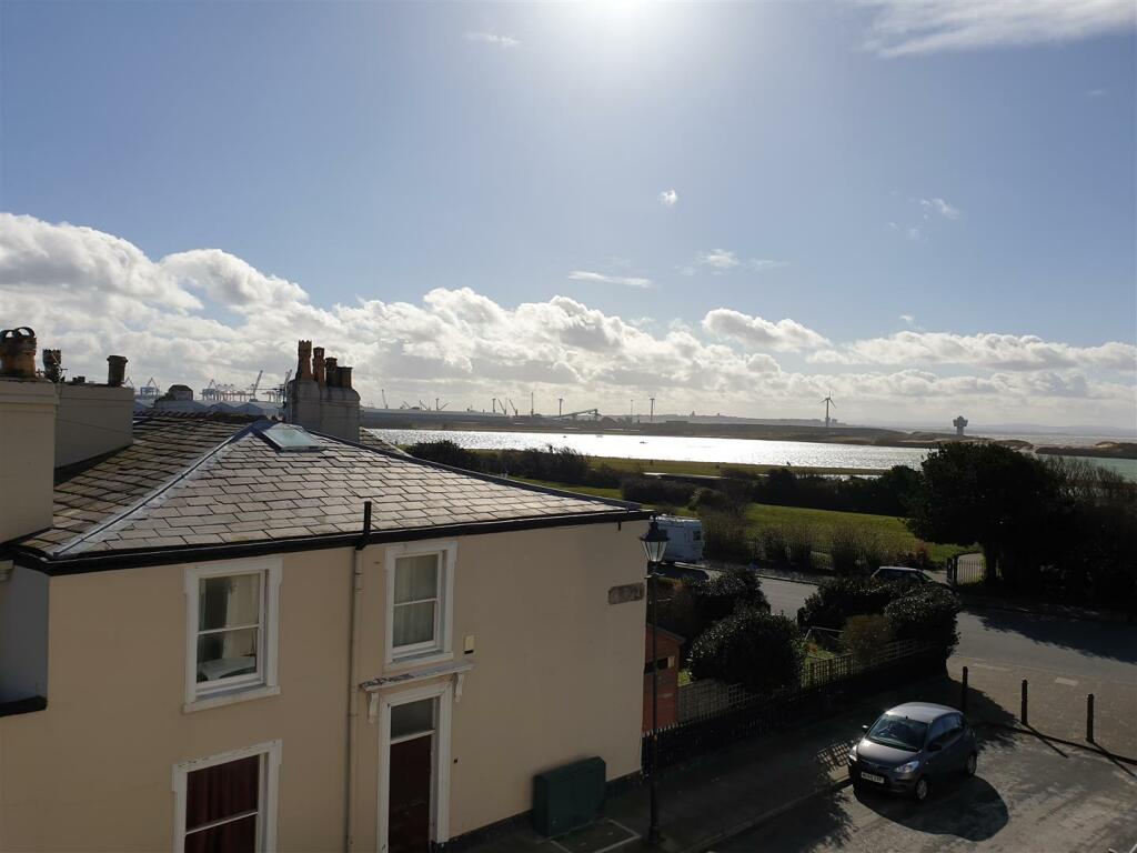 Livingroom View.jpg