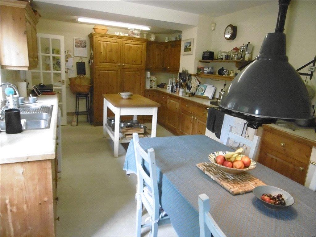 Kitchen/Breakfast Ro