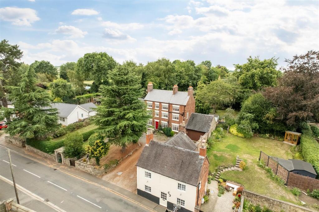 18 High Street, Ticknall