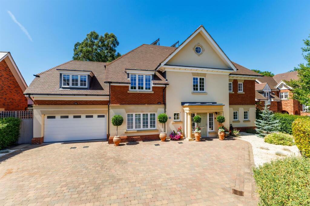 95258_8 Montague Park Winkfield (2)_low.jpg