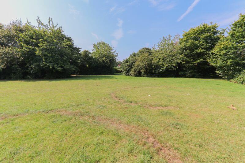 Parkland to Rear