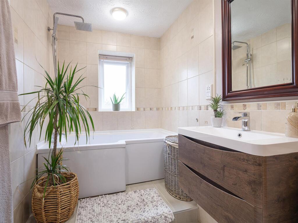 18 Chevral Close-19.jpg